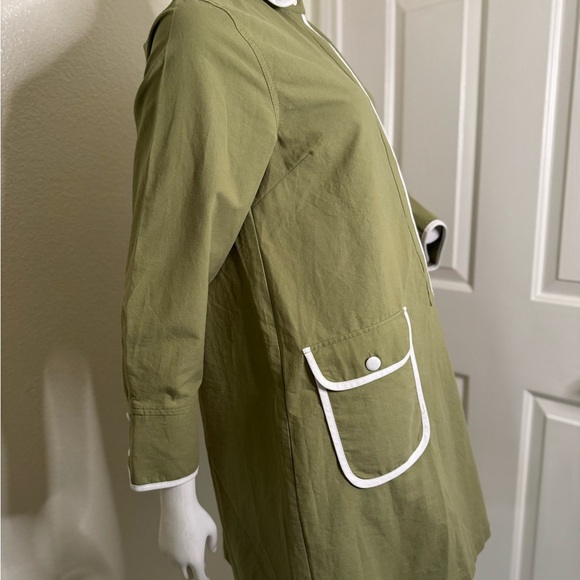 Pomander Place Green Mini Dress.   #49 - Picture 7 of 14